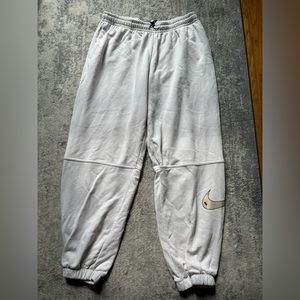 Nike women’s sweatpants